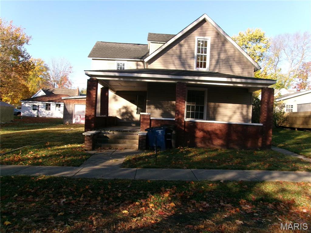 317 S 5th St