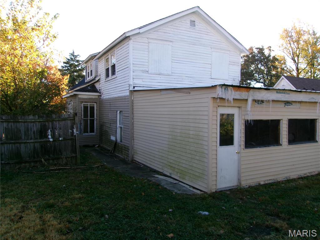 317 S 5th St Property Photo 5