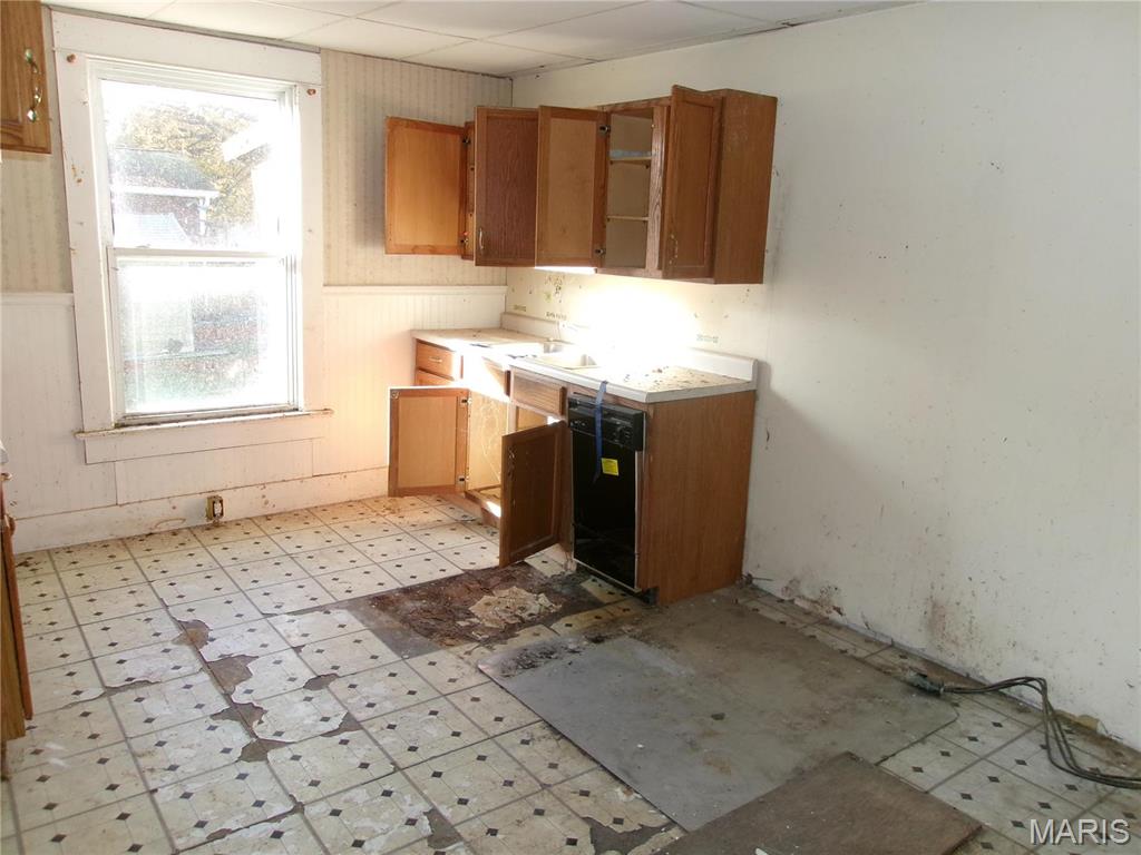 317 S 5th St Property Photo 6