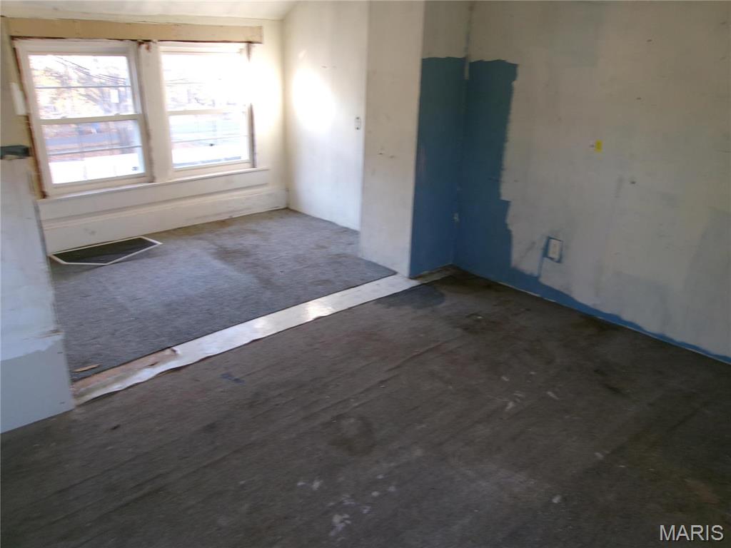317 S 5th St Property Photo 17
