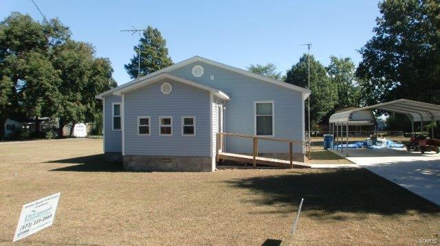 705 Millar Street Property Photo 1