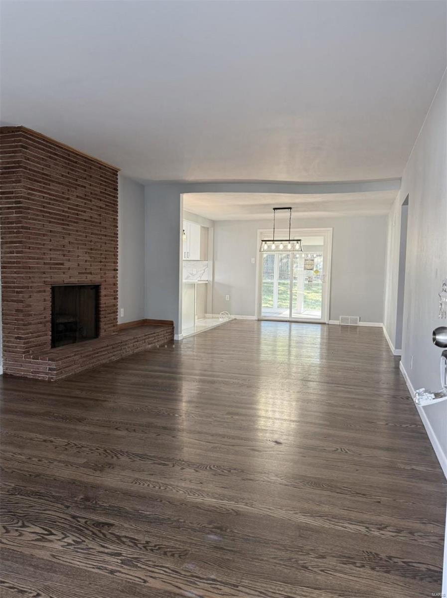 7459 Ahern Avenue Property Photo 3