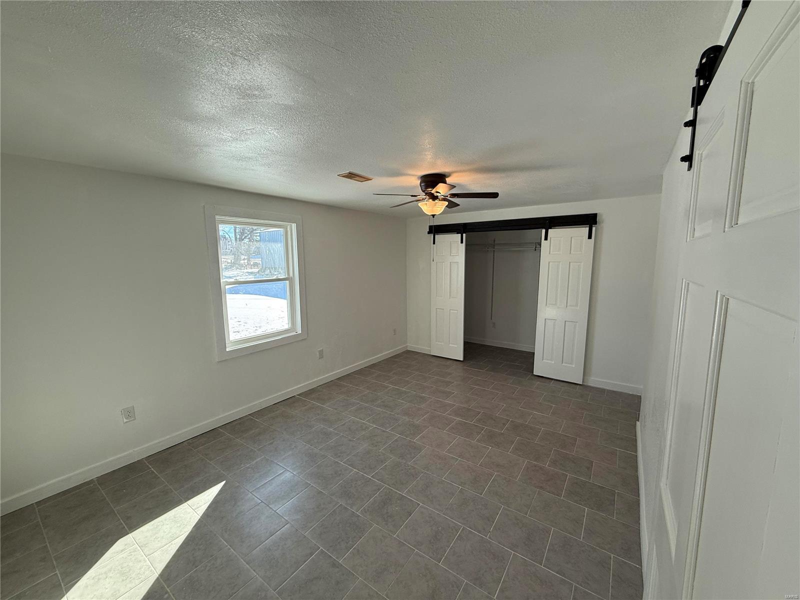 105 5th St Property Photo 19