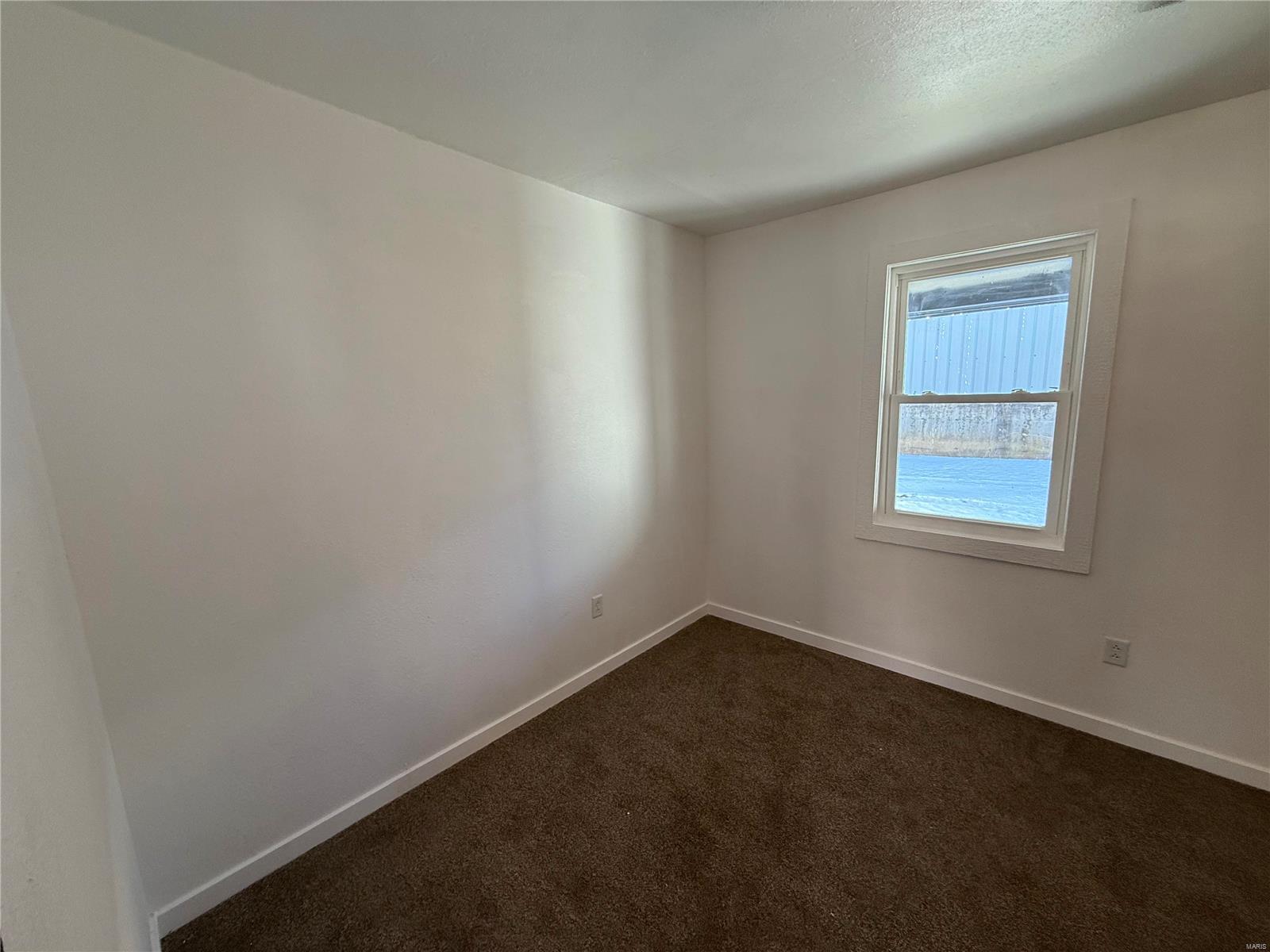 105 5th St Property Photo 26