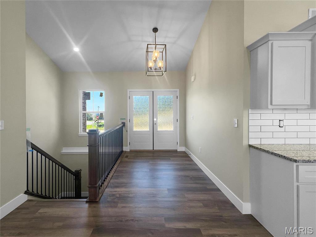 2912 Bluff Ridge Court Property Photo 4