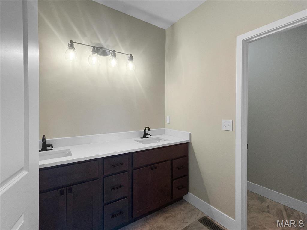 2912 Bluff Ridge Court Property Photo 12