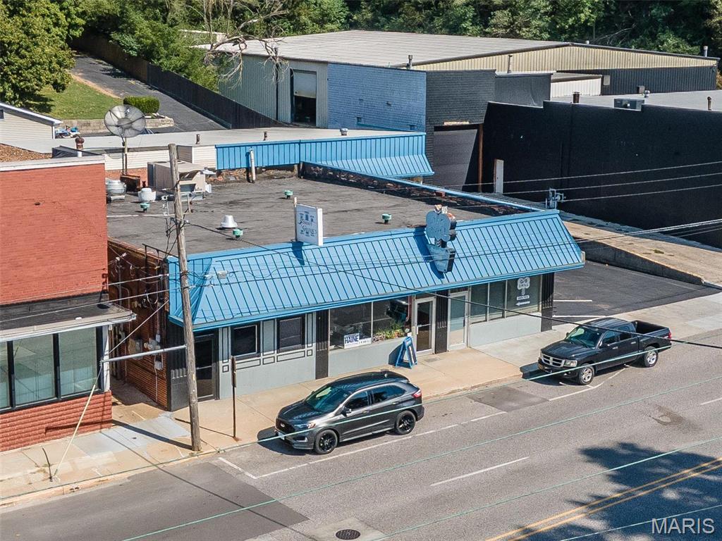 1856 E Broadway Property Photo 2