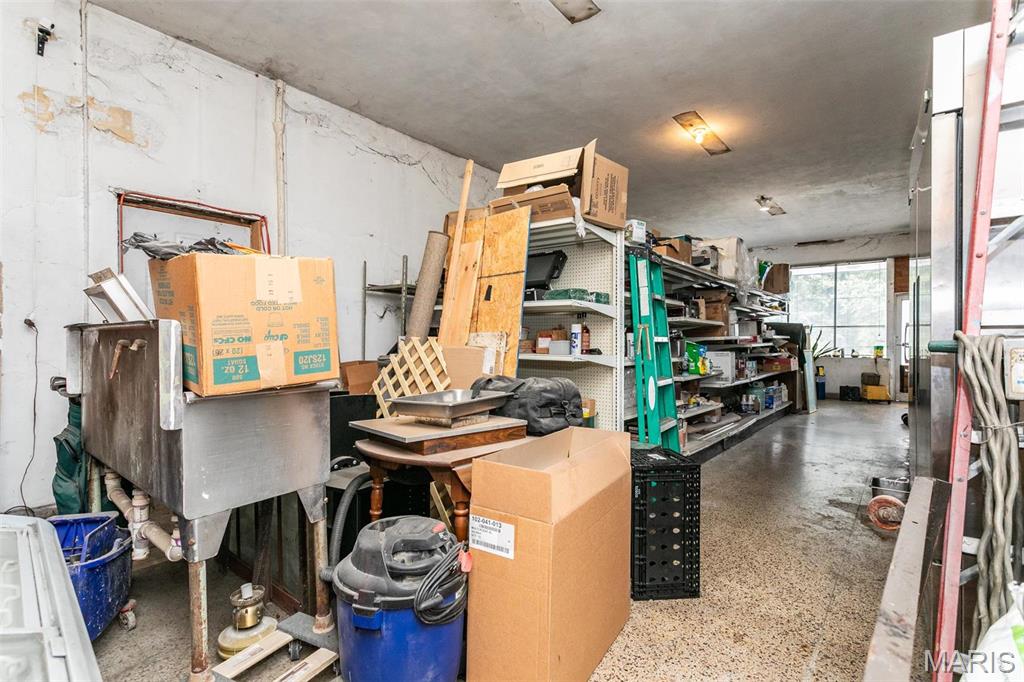 1856 E Broadway Property Photo 43