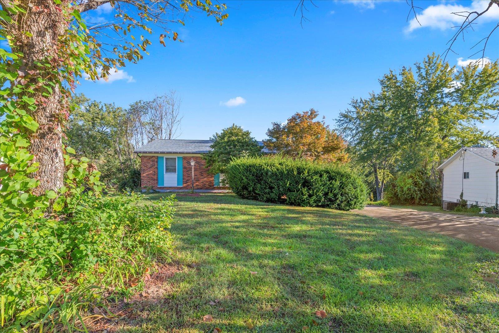 1125 Edgewood Drive Property Photo 2