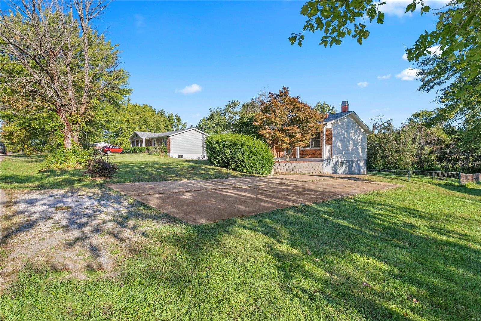 1125 Edgewood Drive Property Photo 4