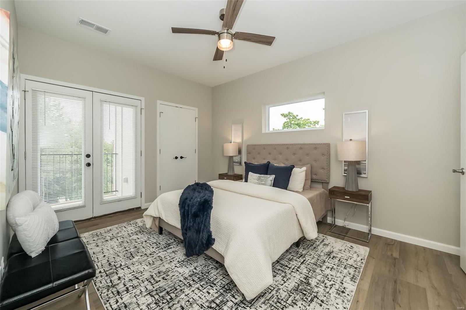 10809 Olive Blvd Property Photo 18