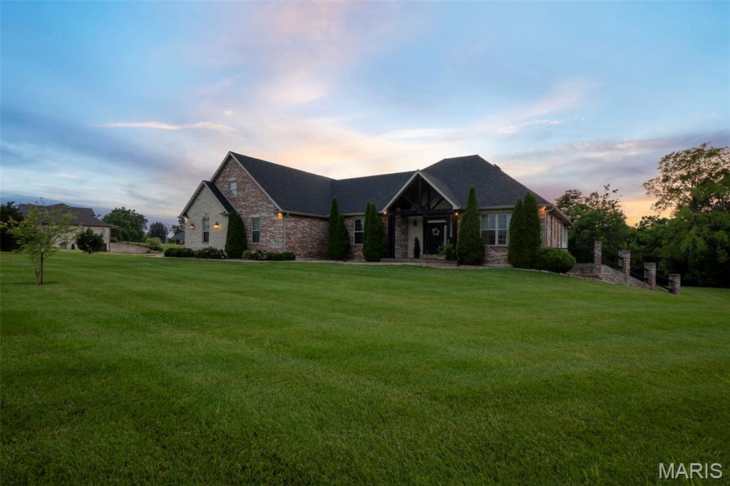 165 Kingsborough Court Property Photo 3