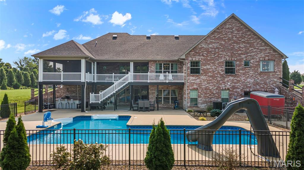 165 Kingsborough Court Property Photo 26
