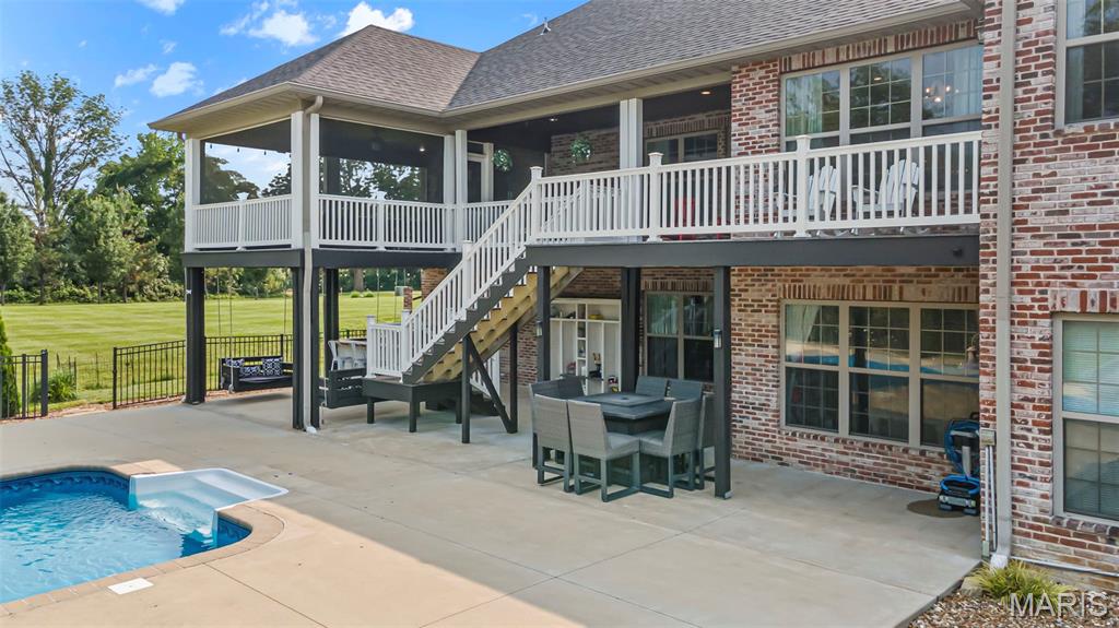 165 Kingsborough Court Property Photo 30