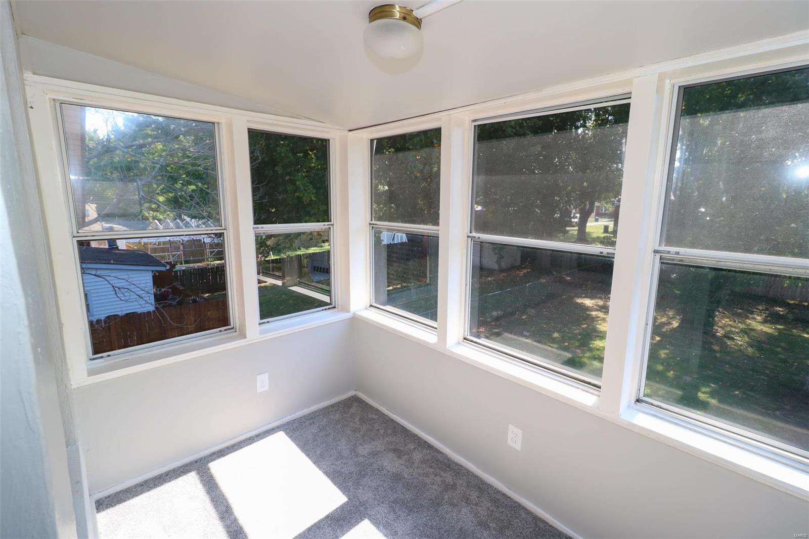 8820 Windom Avenue Property Photo 23