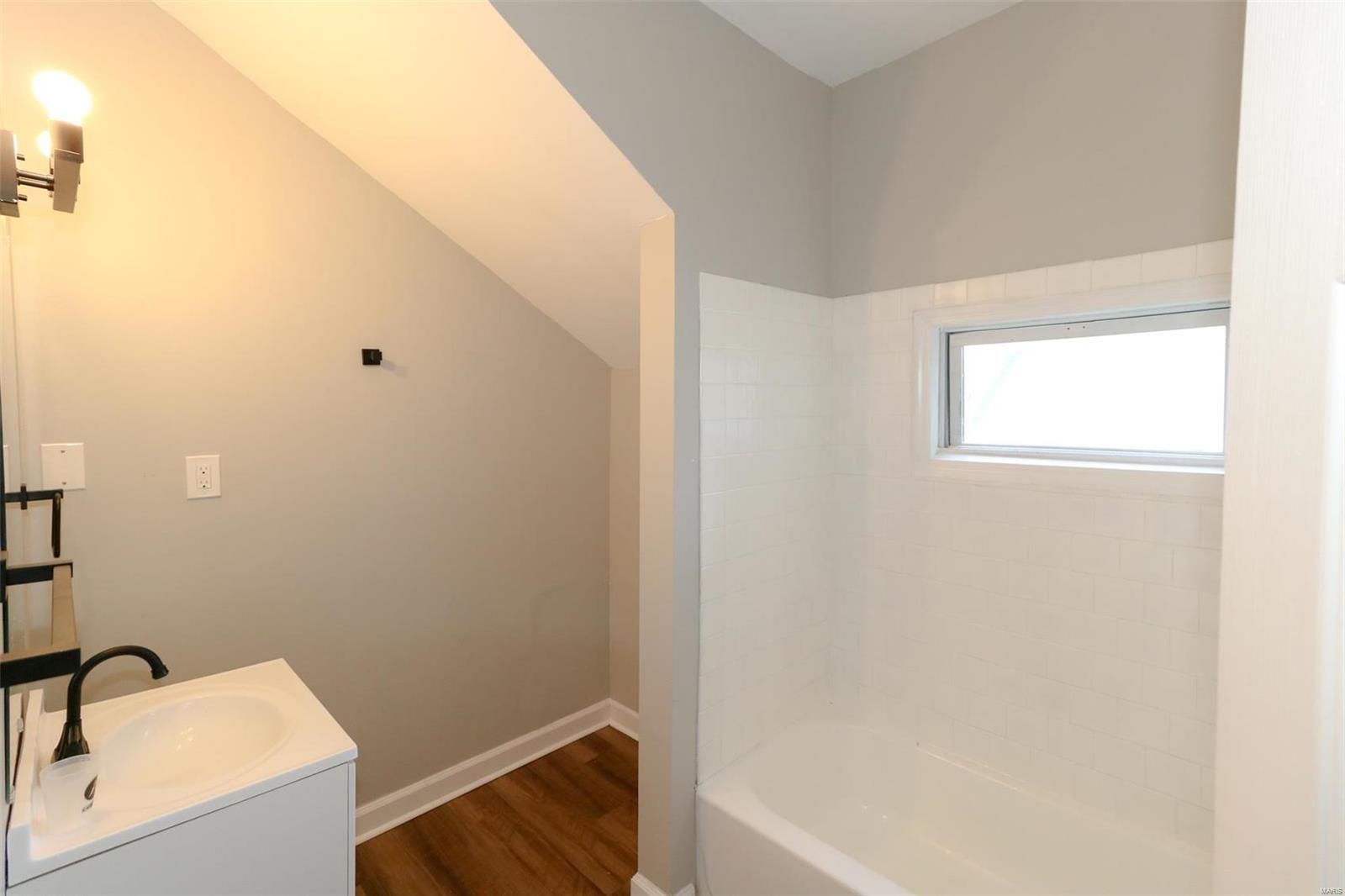 8820 Windom Avenue Property Photo 25