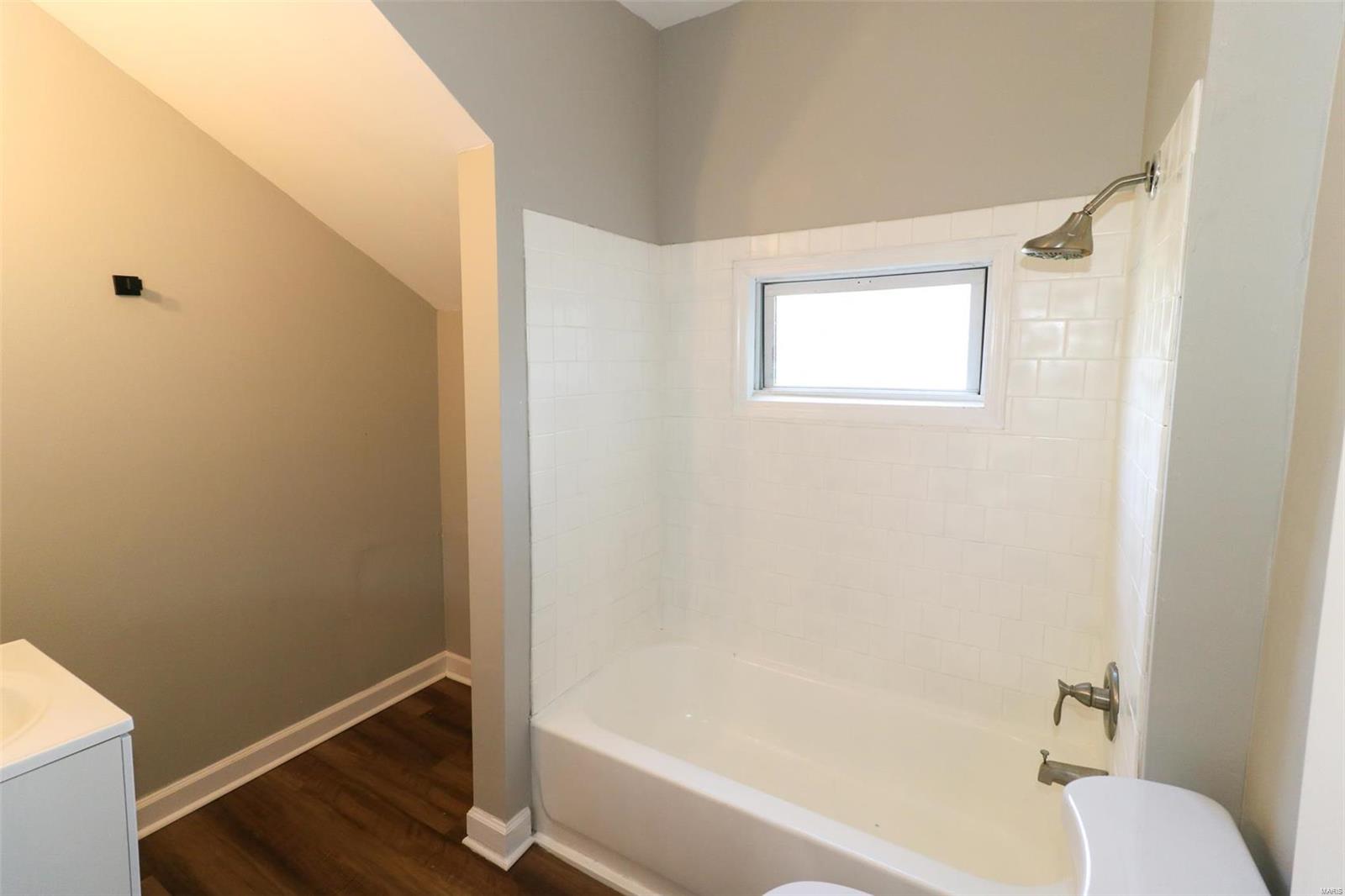 8820 Windom Avenue Property Photo 26