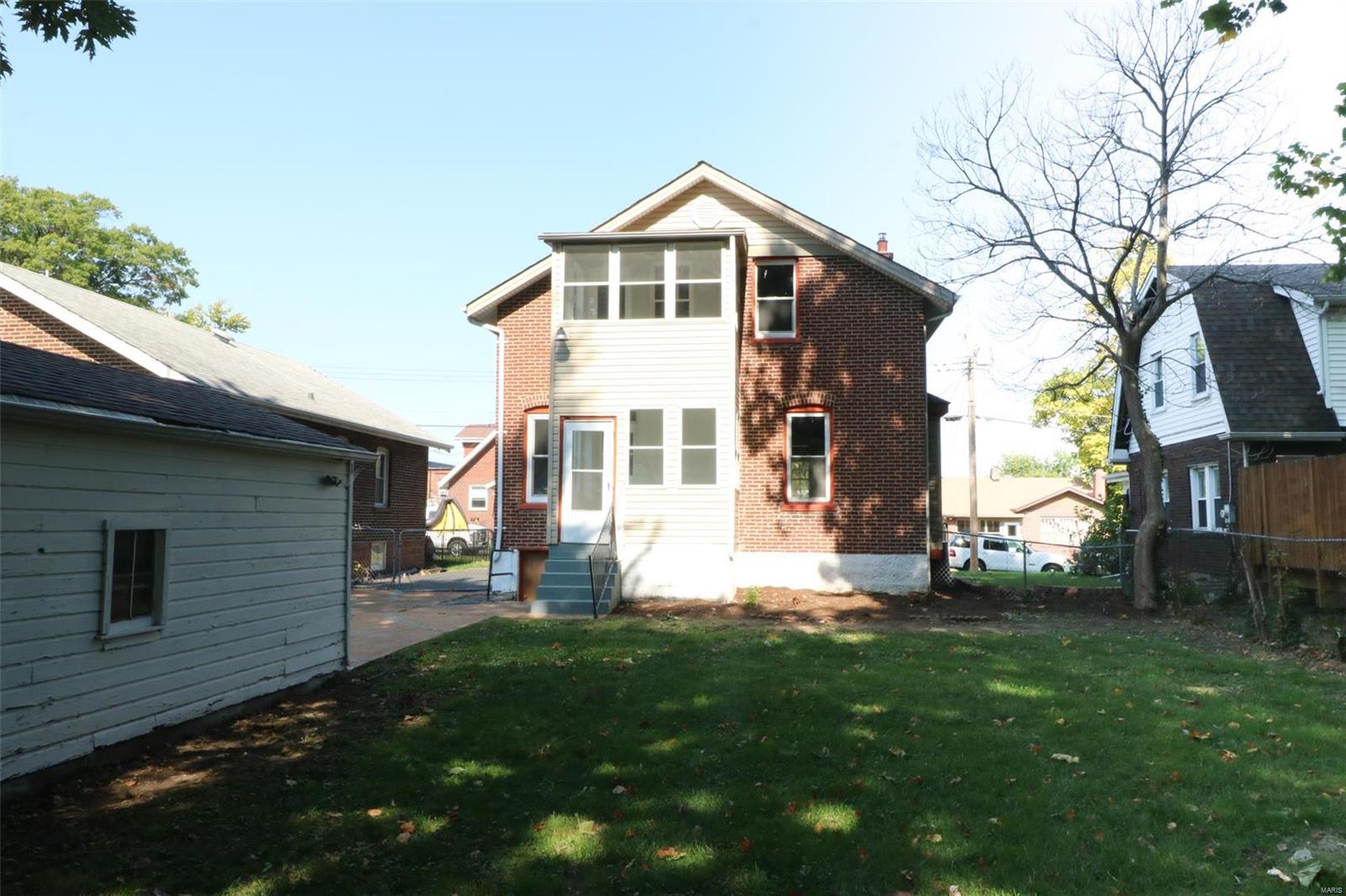 8820 Windom Avenue Property Photo 32