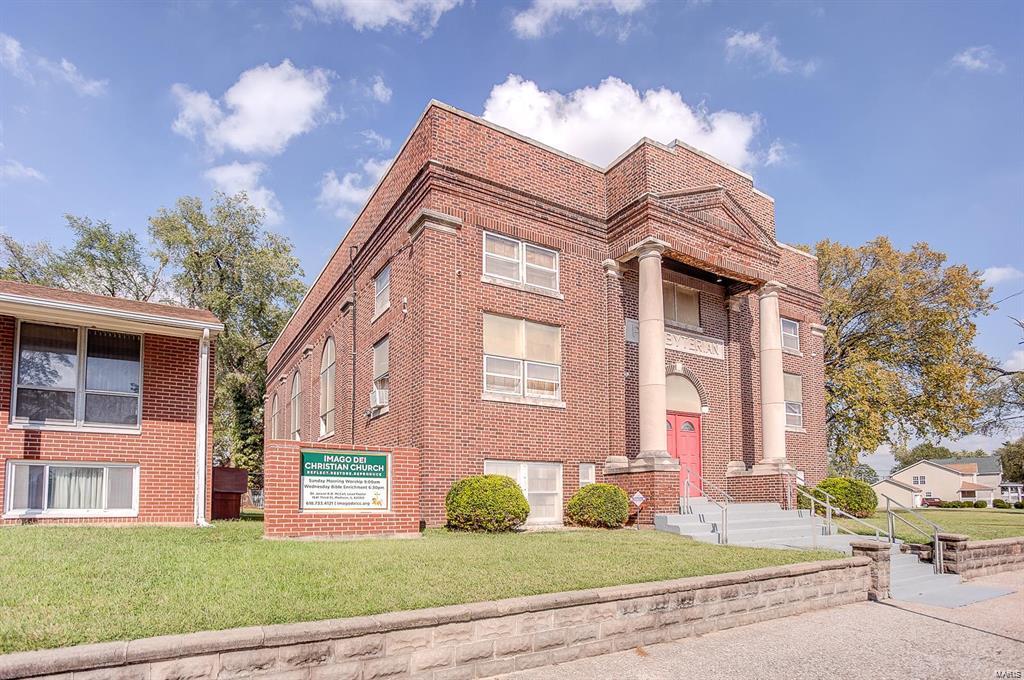 1639 3rd Street Property Photo 1