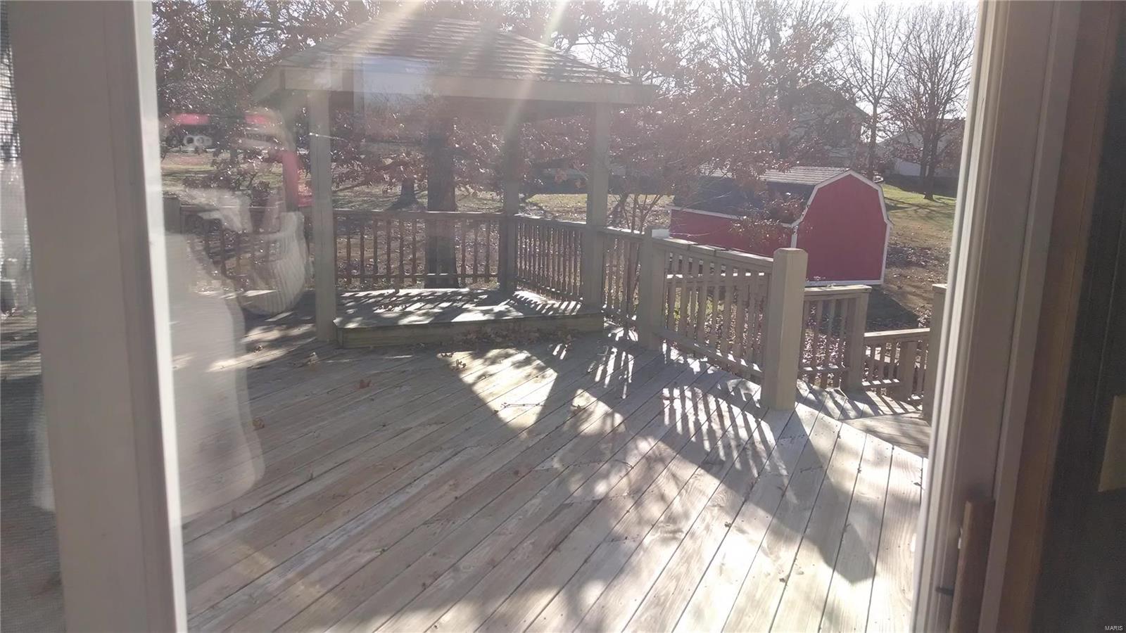 24825 Spencer Property Photo 5