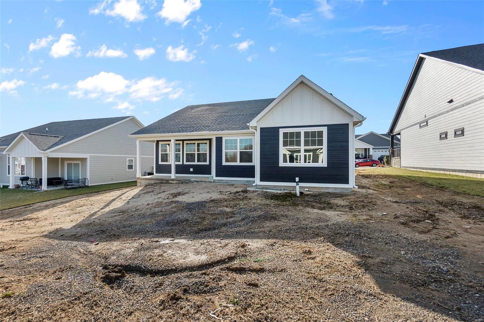 2224 Heywood Meadows Property Photo 6