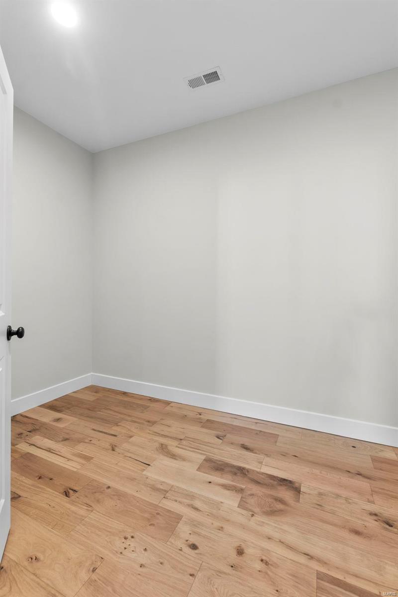 2224 Heywood Meadows Property Photo 19