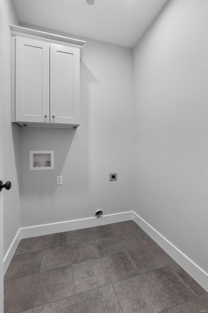 2224 Heywood Meadows Property Photo 20
