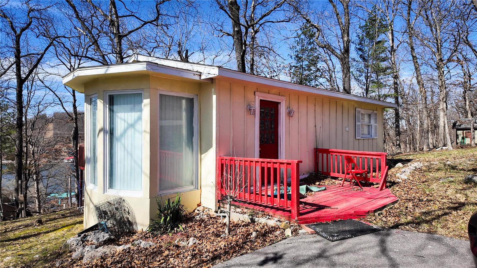 1545 Spring Cove Road Property Photo