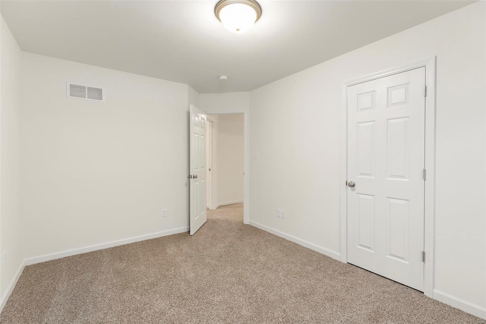 97 Lamar Parkway Property Photo 18