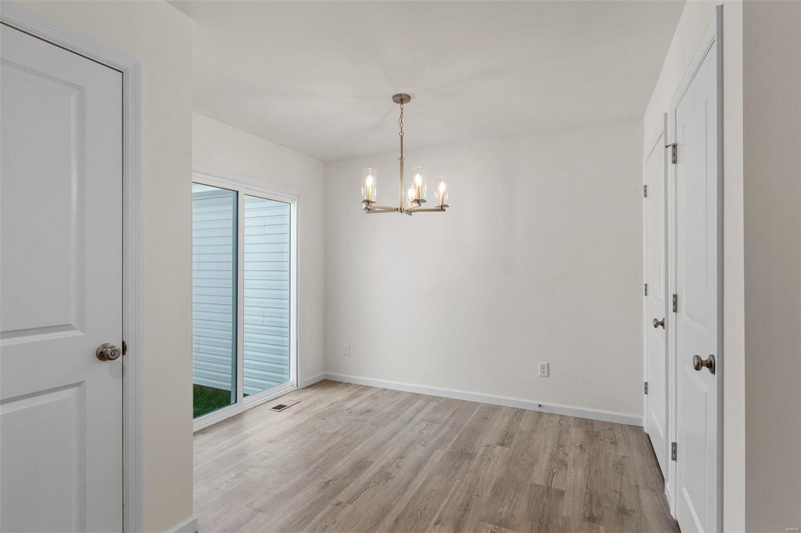 443 Sunset Hollow Drive Property Photo 10