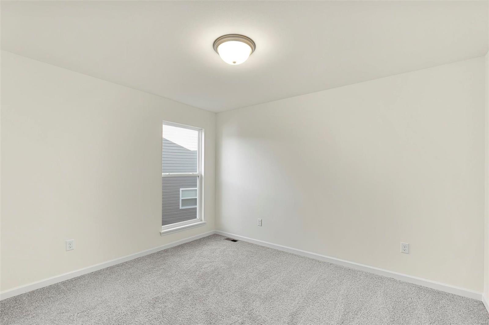 122 Harrow Drive Property Photo 6