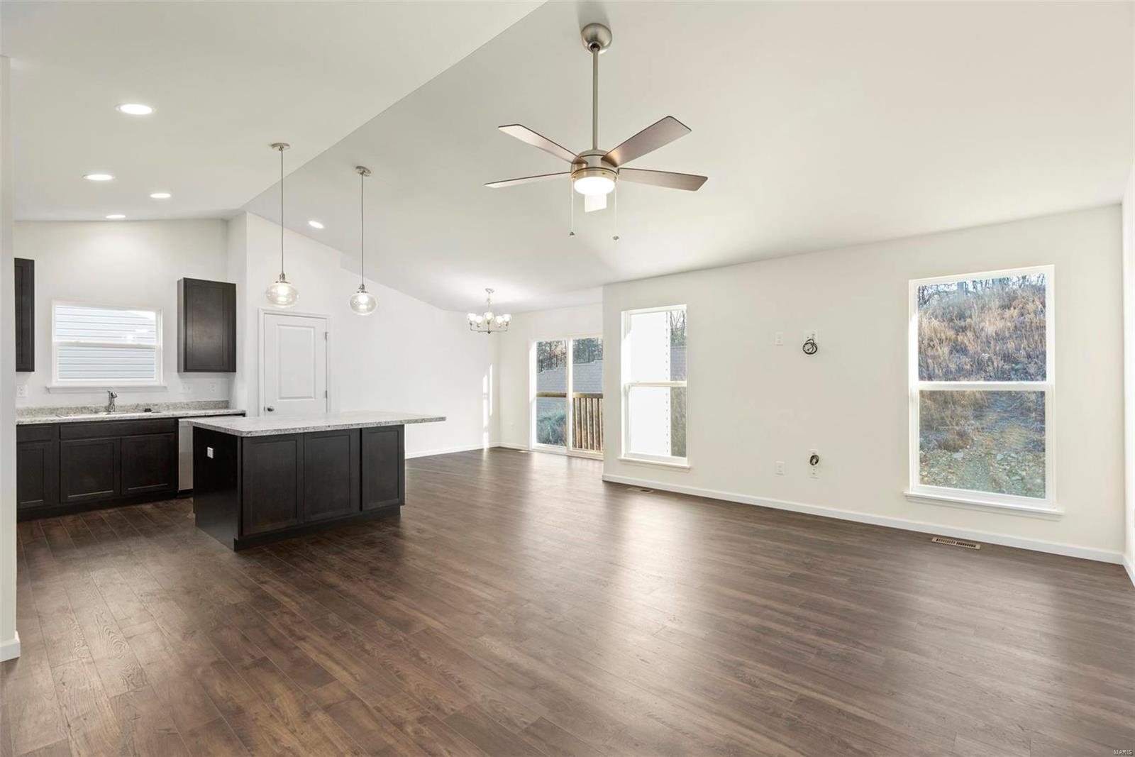 122 Harrow Drive Property Photo 10