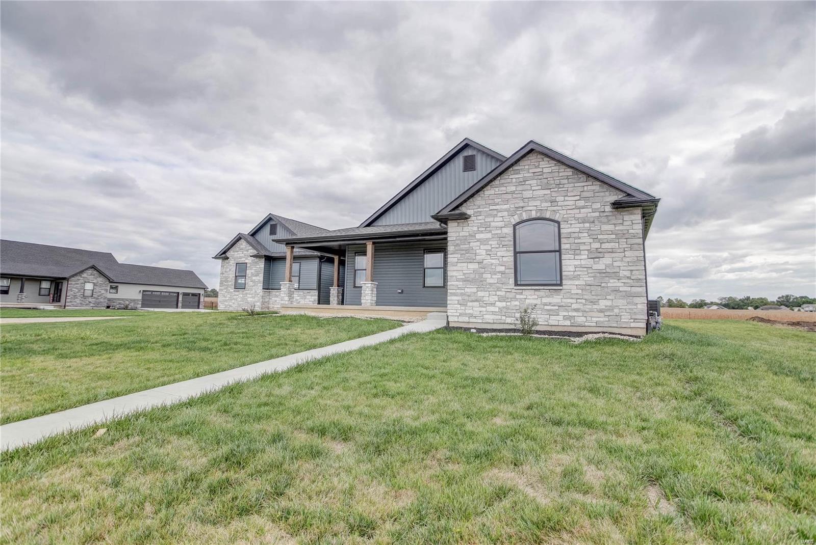 1000 Brianna Court Property Photo 4