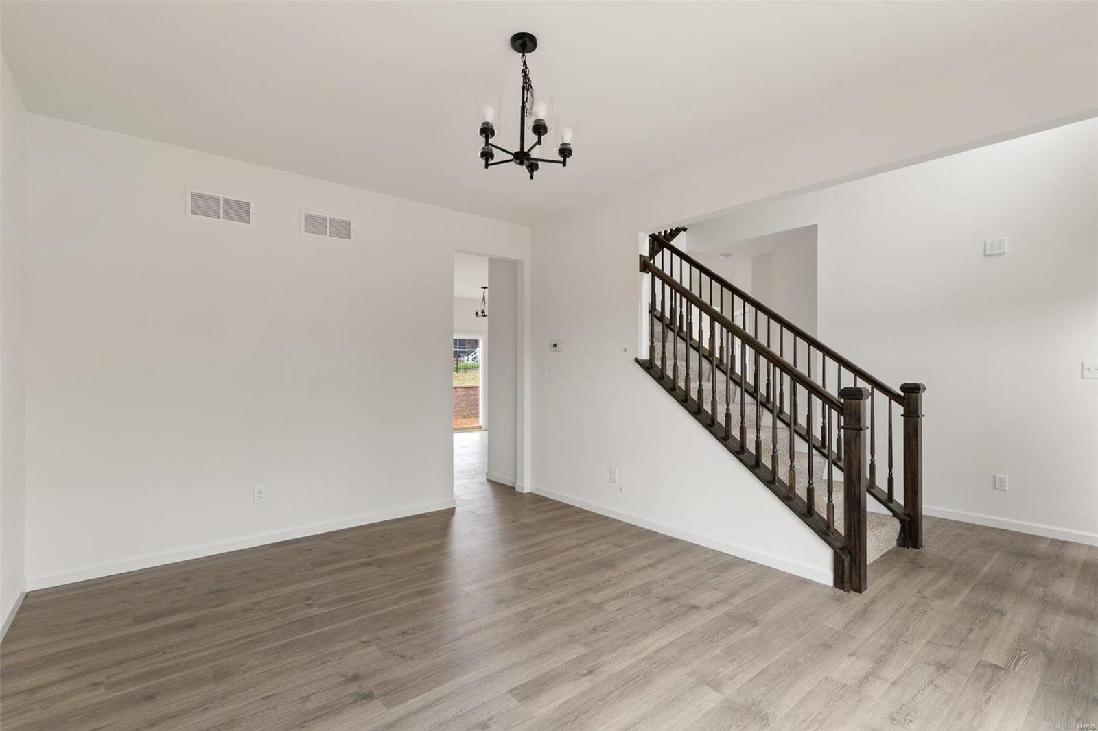 128 Day Lily Lane Property Photo 3