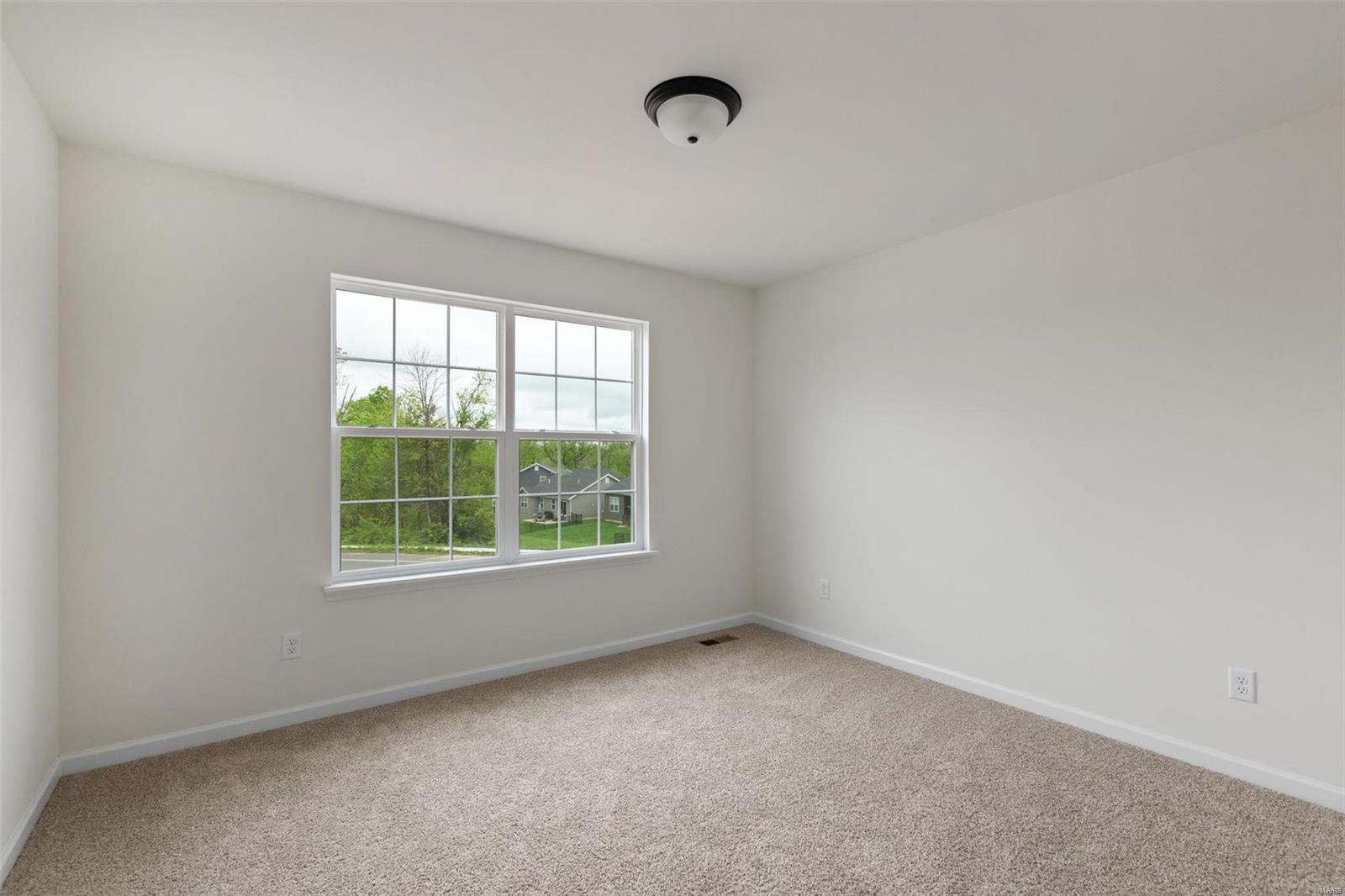 128 Day Lily Lane Property Photo 23