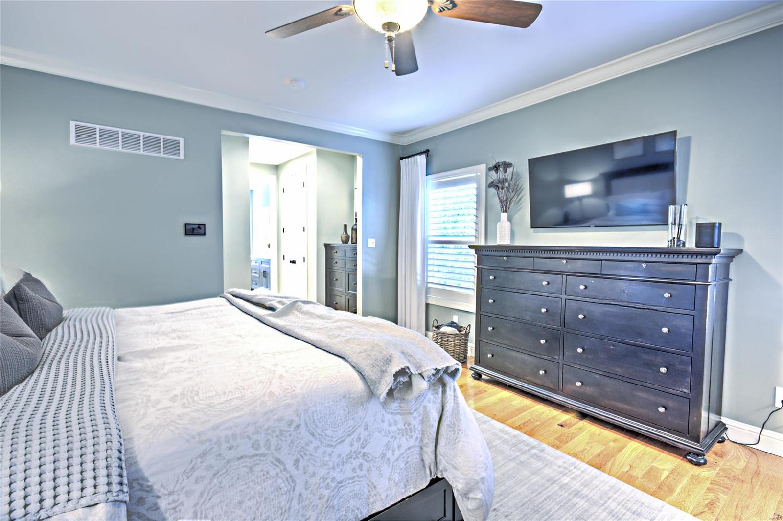 519 Woodcliff Heights Drive Property Photo 28
