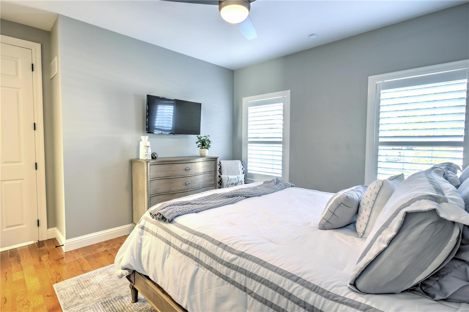 519 Woodcliff Heights Drive Property Photo 38
