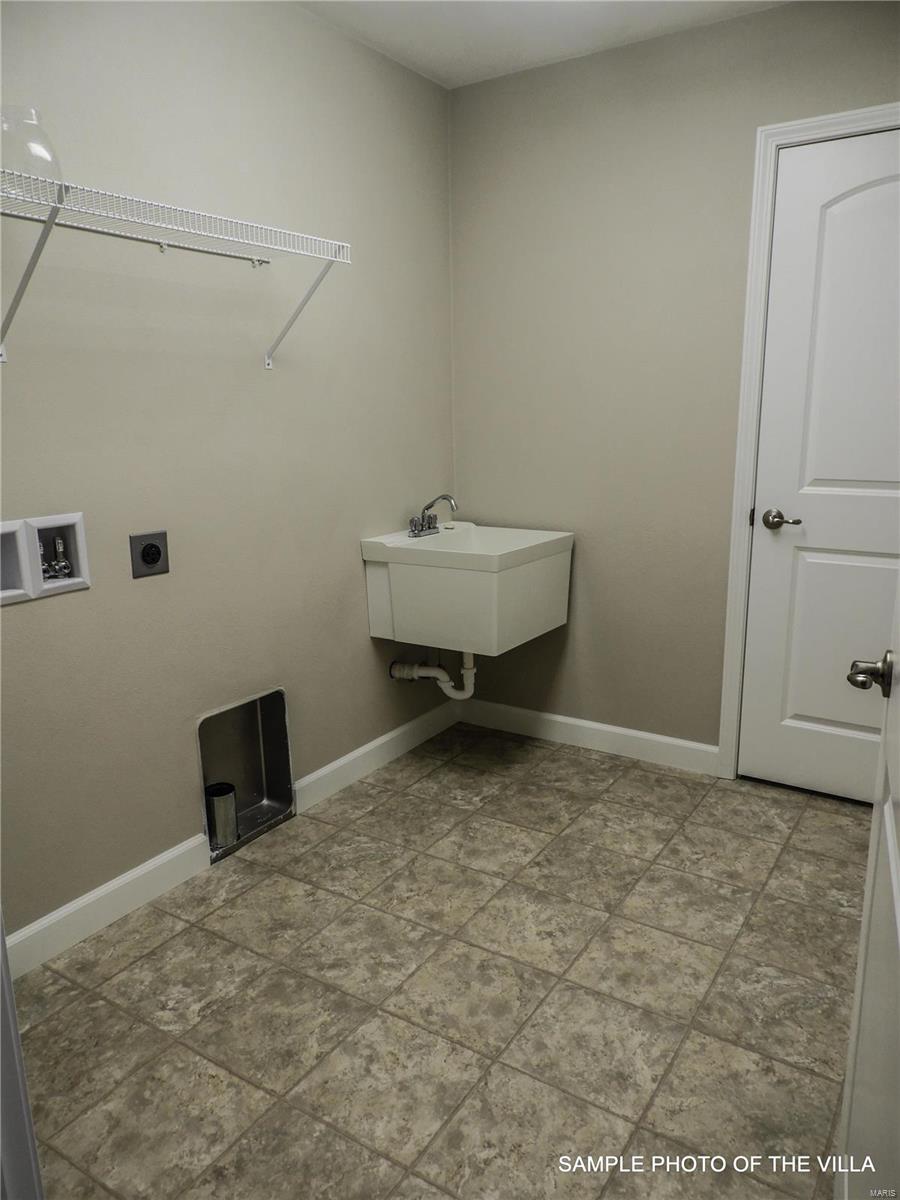 2013 Ravenel Property Photo 13