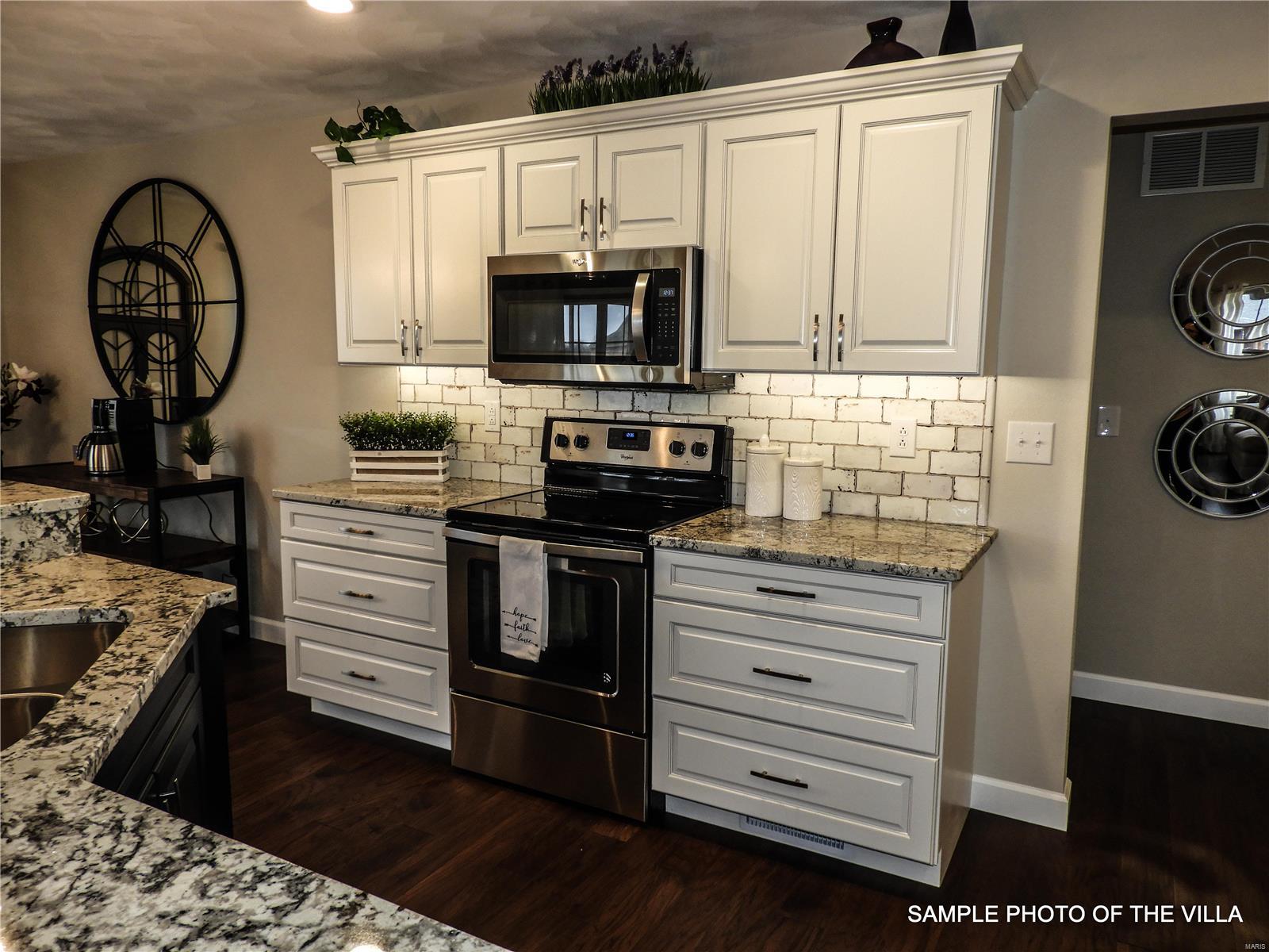 2013 Ravenel Property Photo 16