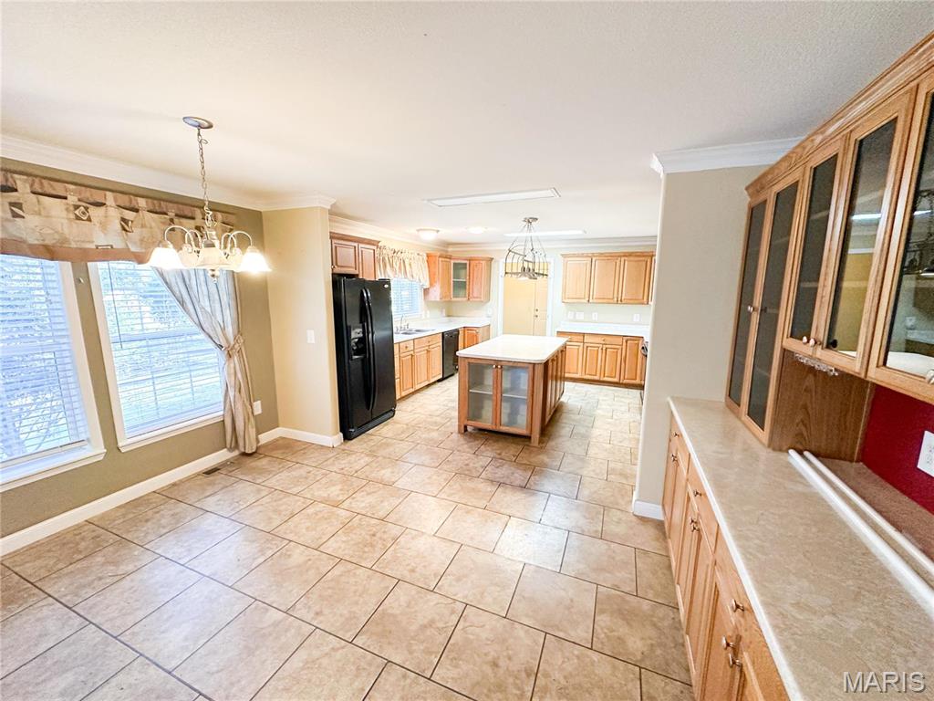 663 County Road 2590 Property Photo 6