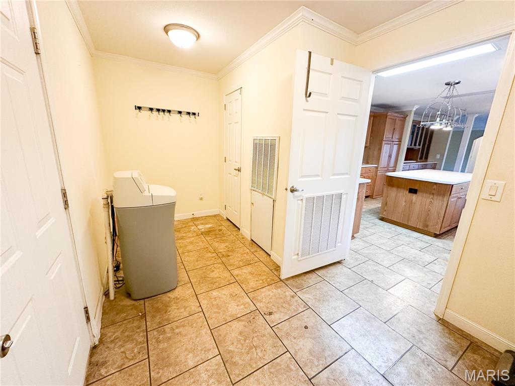 663 County Road 2590 Property Photo 10