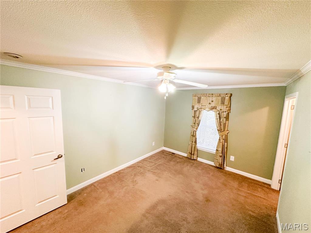 663 County Road 2590 Property Photo 25