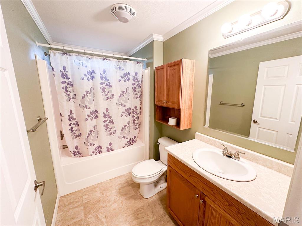 663 County Road 2590 Property Photo 27