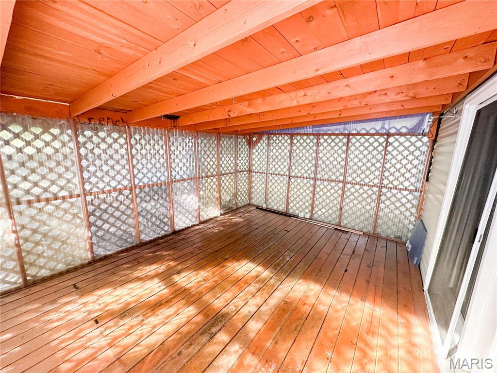 663 County Road 2590 Property Photo 28