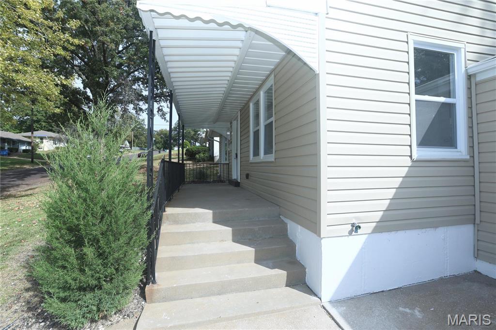 8912 Boyce Place Property Photo 3