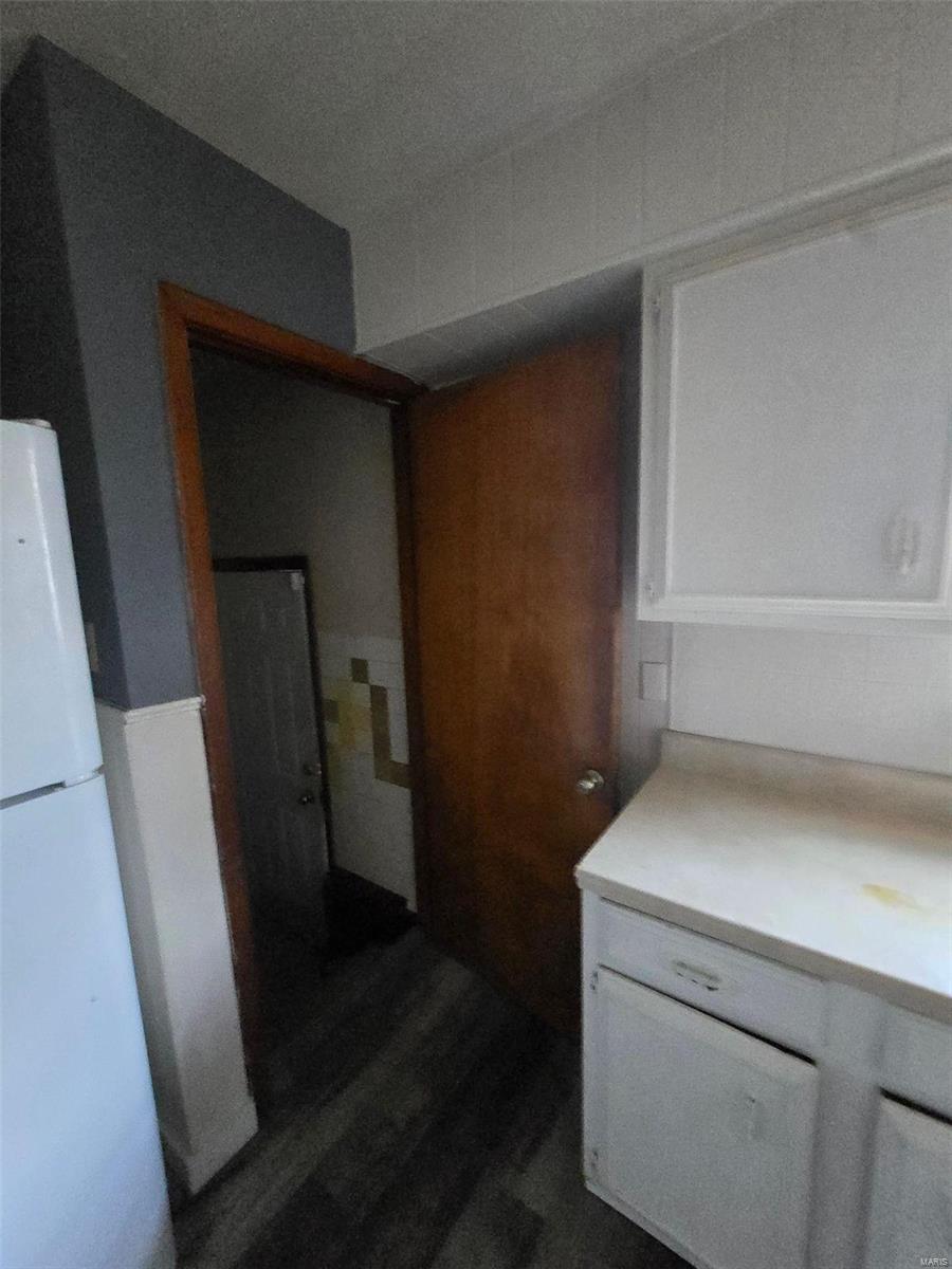 8553 Jenny Drive Property Photo 7