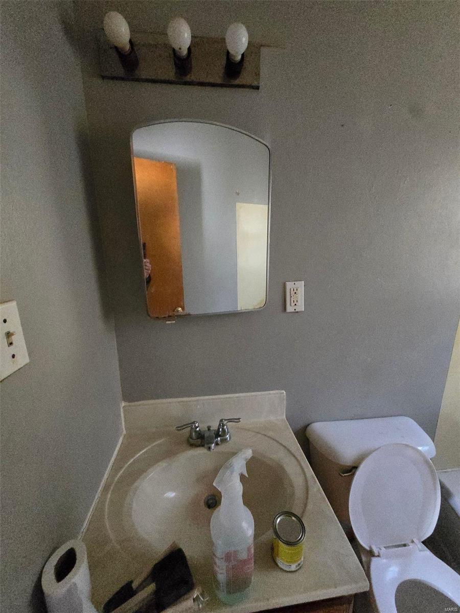 8553 Jenny Drive Property Photo 9