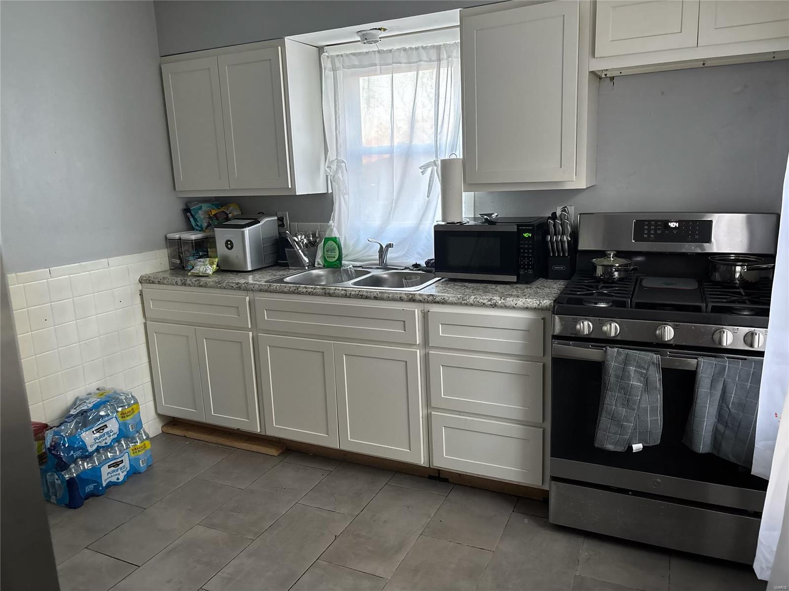 8866 Saint Cyr Drive Property Photo 6