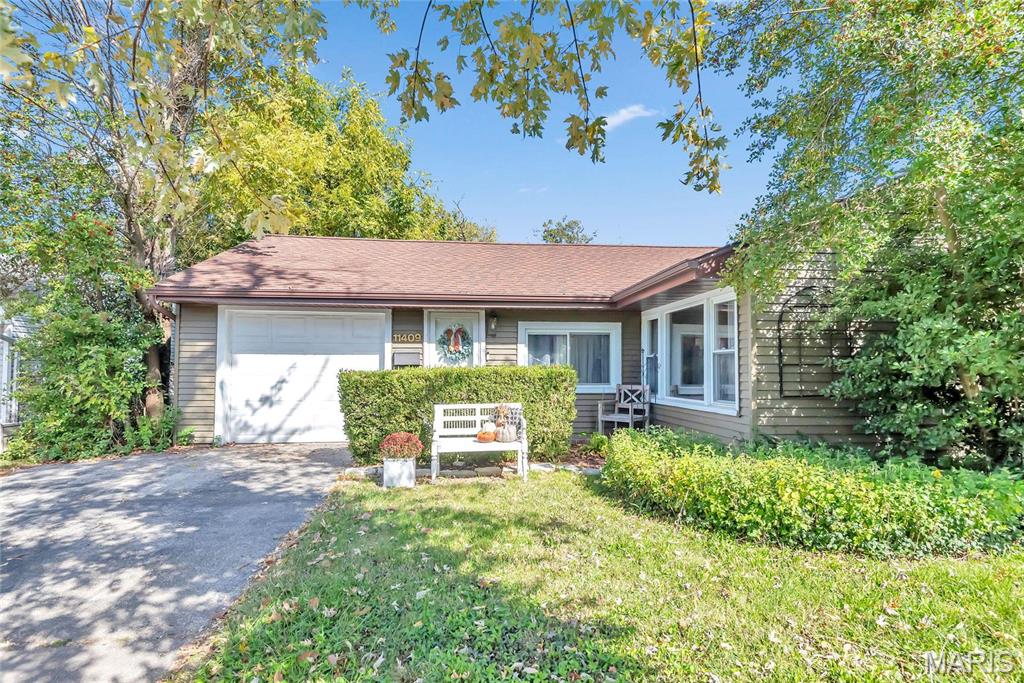 11409 Manchester Road Property Photo 1