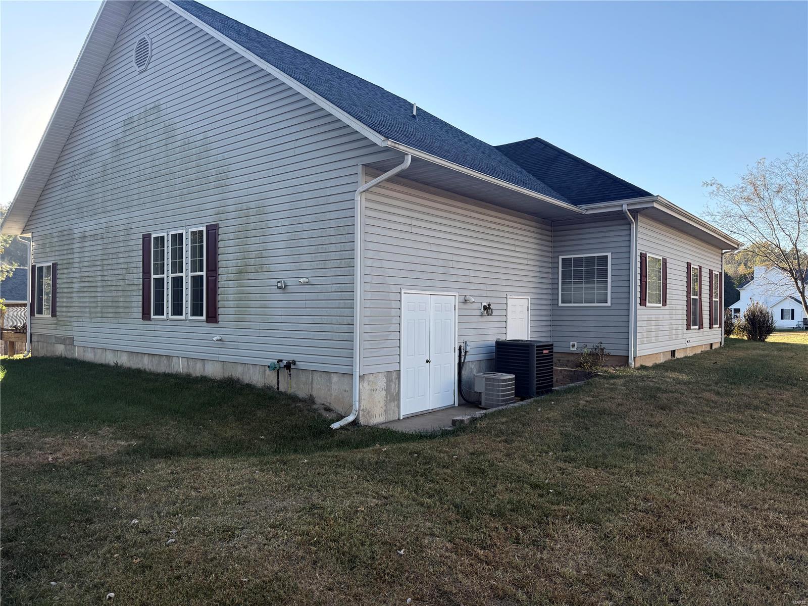 104 Jared Street Property Photo 6